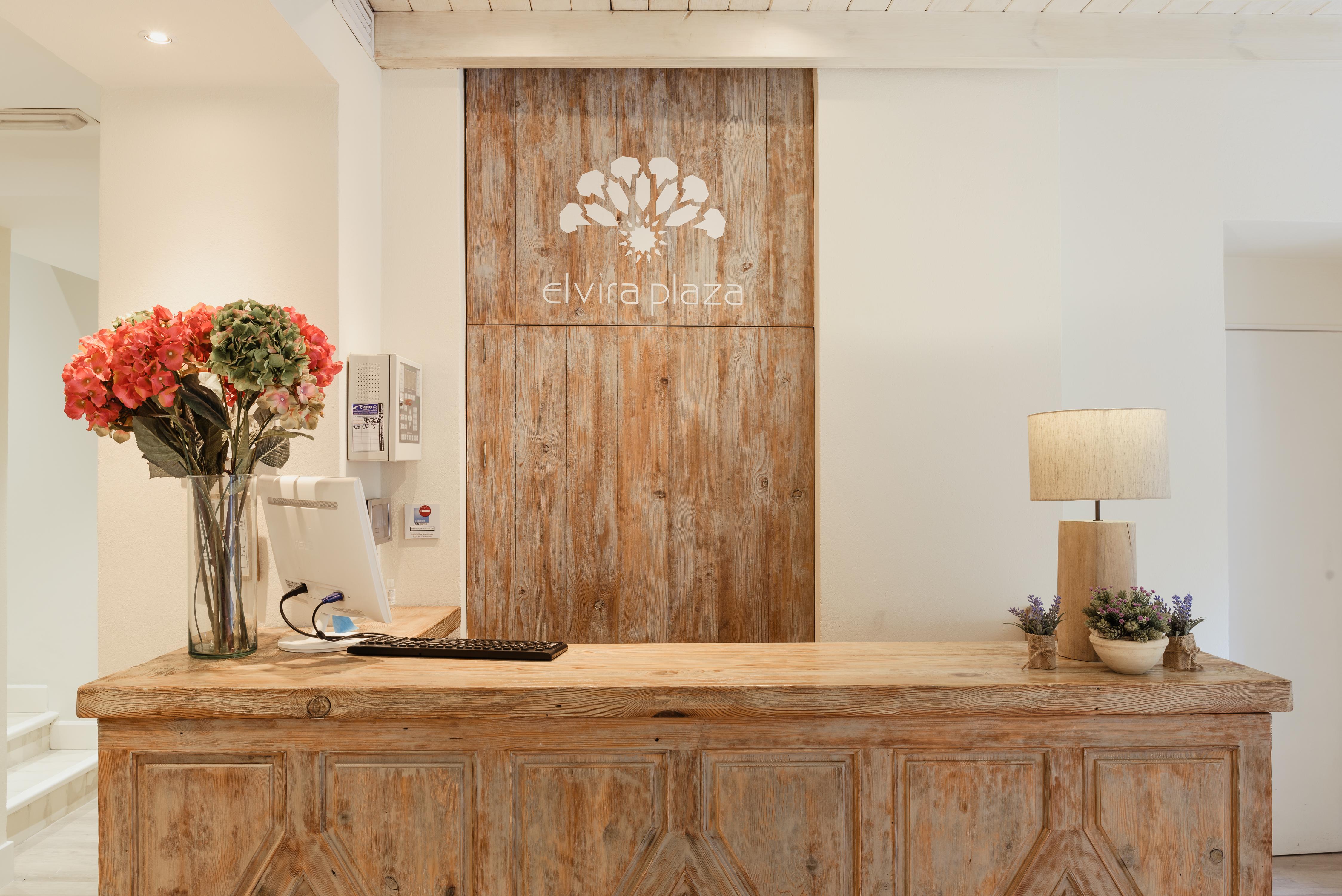 Hotel Boutique Elvira Plaza Seville Ngoại thất bức ảnh