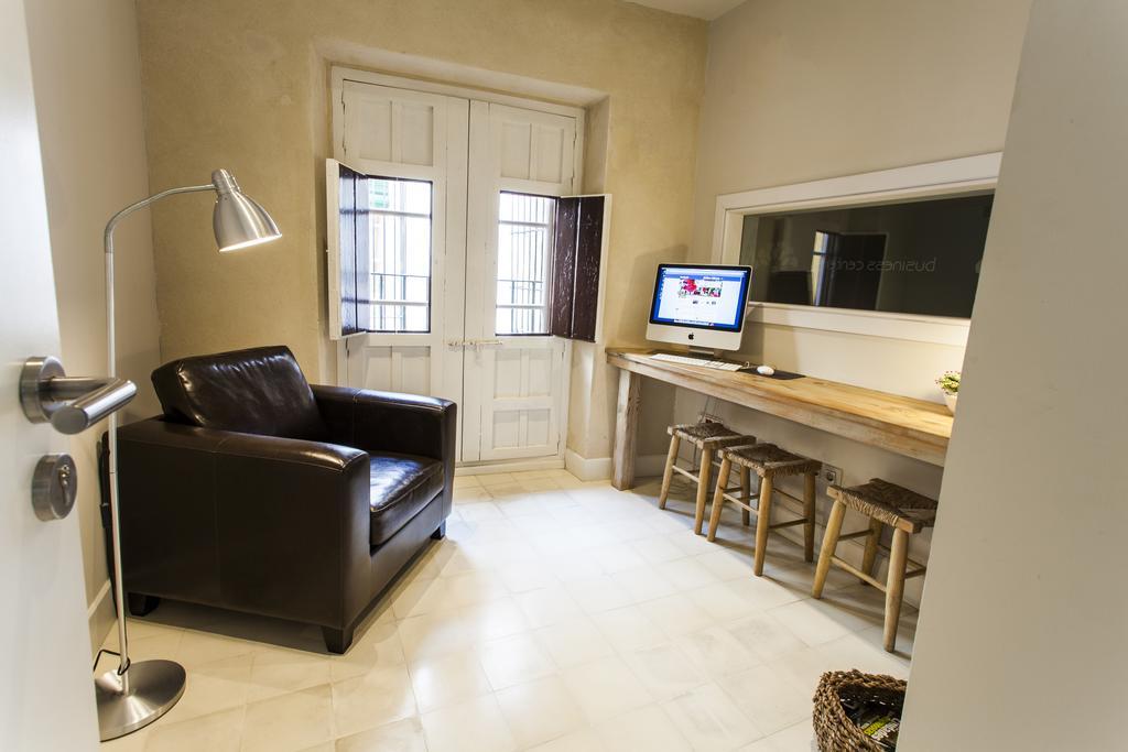 Hotel Boutique Elvira Plaza Seville Ngoại thất bức ảnh